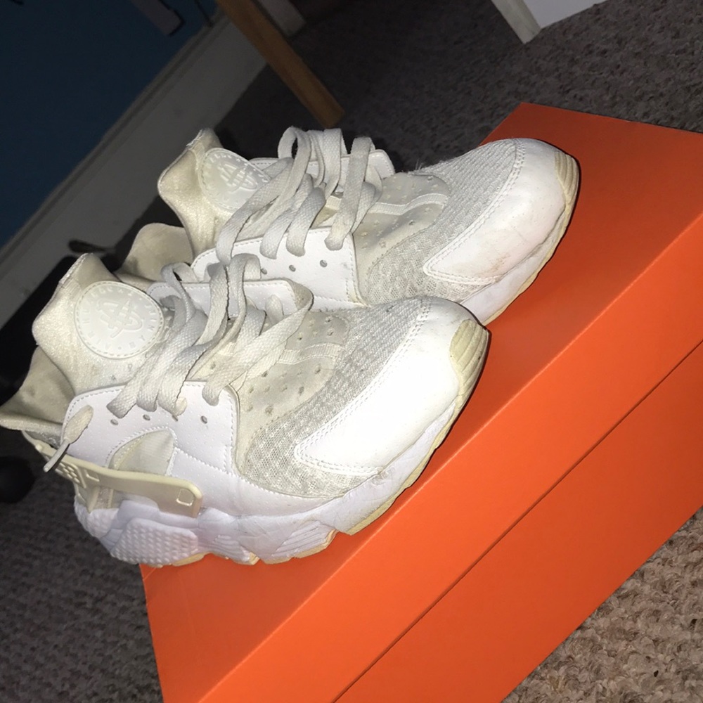 Nike White Huaraches